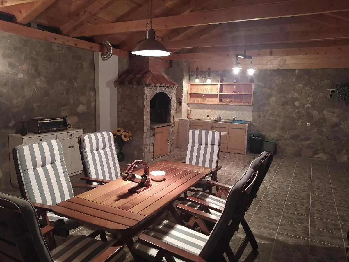 Tomic Apartment Novi Vinodolski Croatia