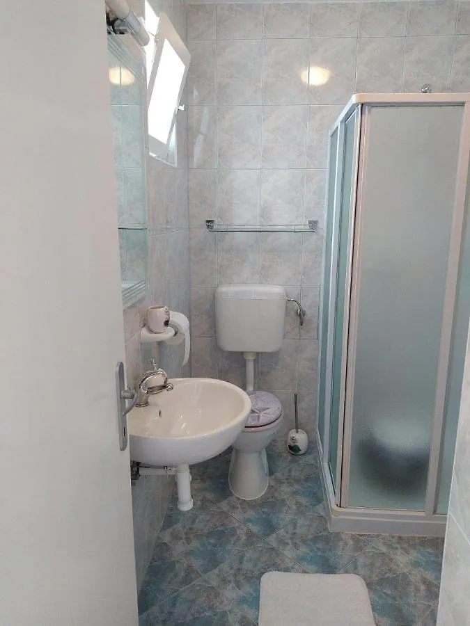 Tomic Apartment Novi Vinodolski 0*,