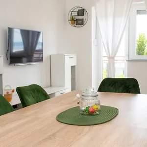  Apartman Tomic